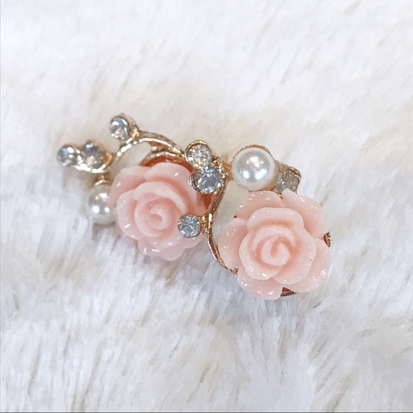 💝 Pink Rose & Jeweled Stud Earrings